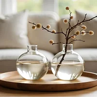 Даже если вы загрузите огромные фотографии, они автоматически уменьшатся до адекватных размеров для ускорения загрузки